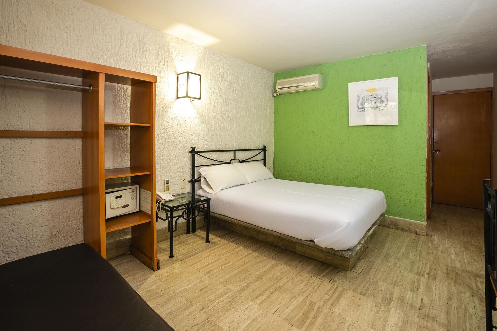 גואדלחארה Hotel Arboledas Expo מראה חיצוני תמונה