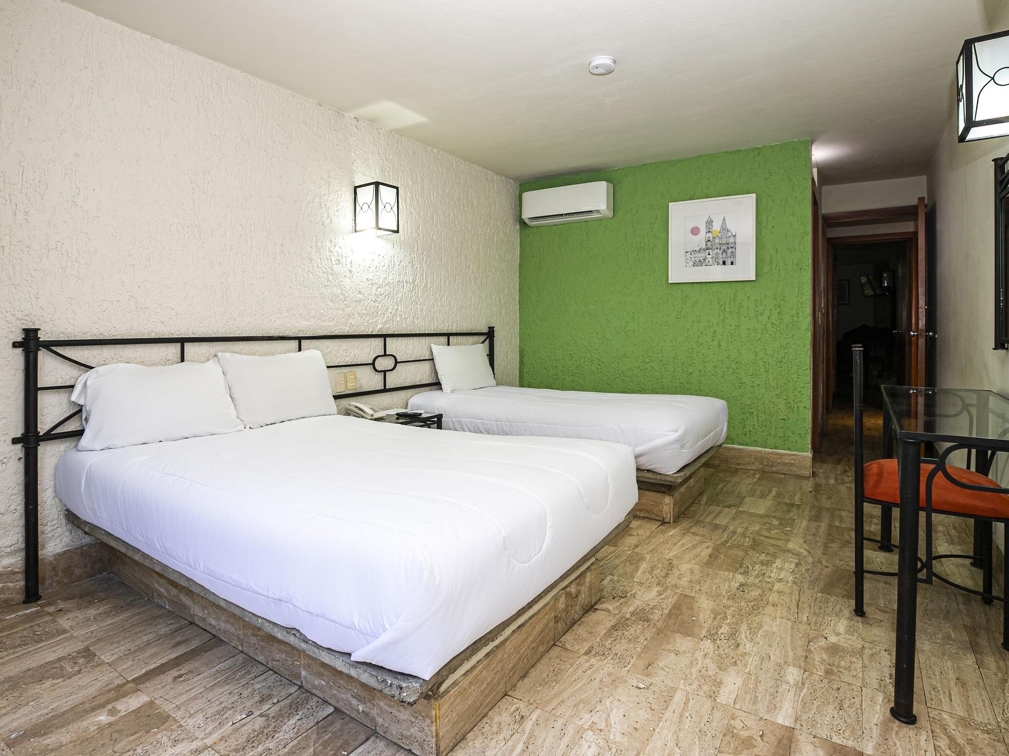 גואדלחארה Hotel Arboledas Expo מראה חיצוני תמונה