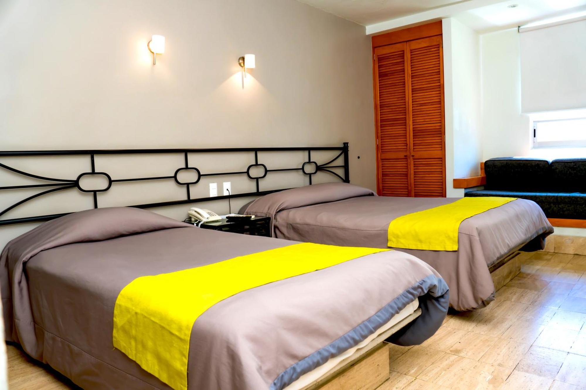 גואדלחארה Hotel Arboledas Expo מראה חיצוני תמונה