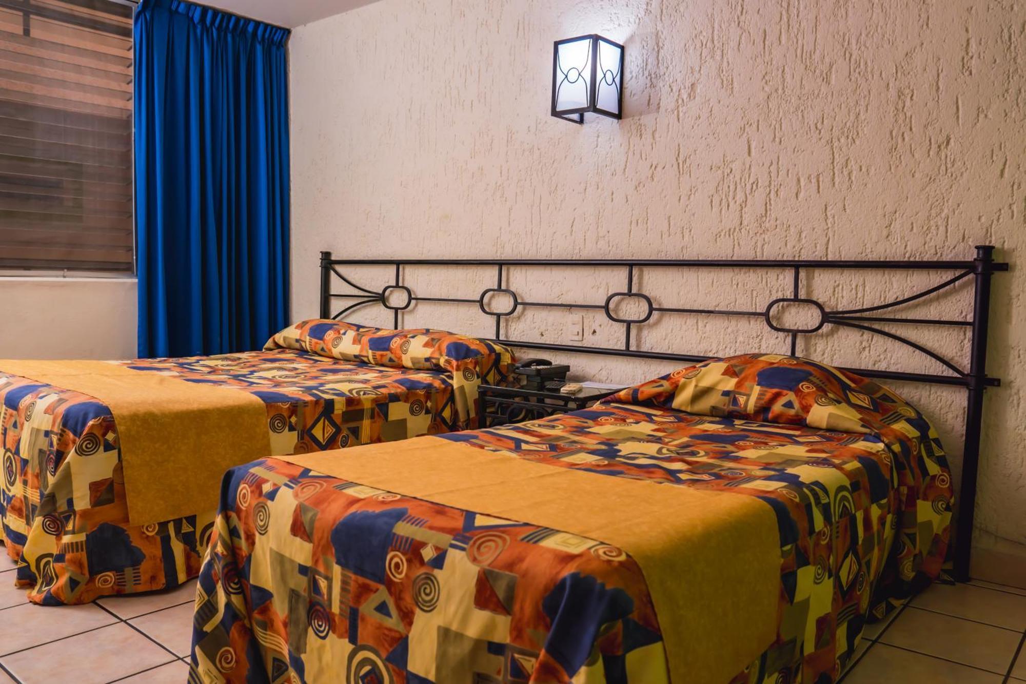 גואדלחארה Hotel Arboledas Expo מראה חיצוני תמונה